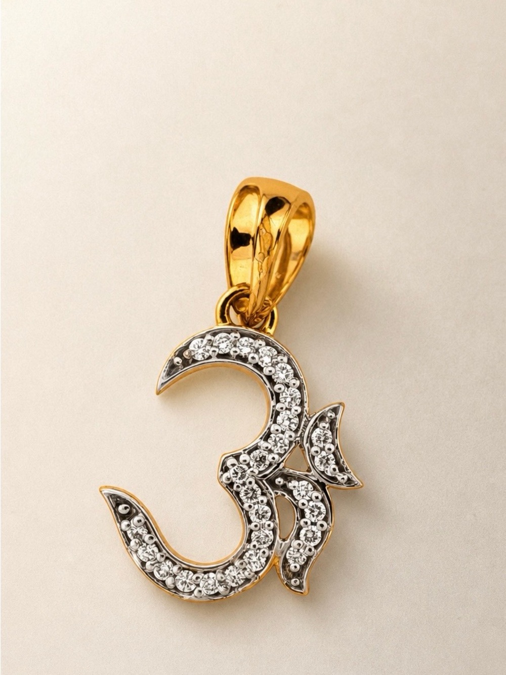 18K Yellow Gold Diamond Om Pendant AUM Hindu Spiritual Charm Yoga Religious